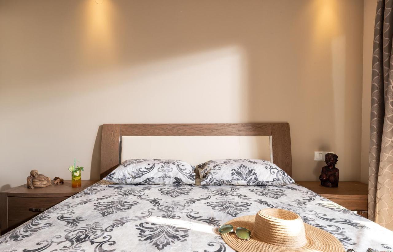 Sunset Studios - Suites With Seaview & Back Side Apartements Τορώνη Εξωτερικό φωτογραφία