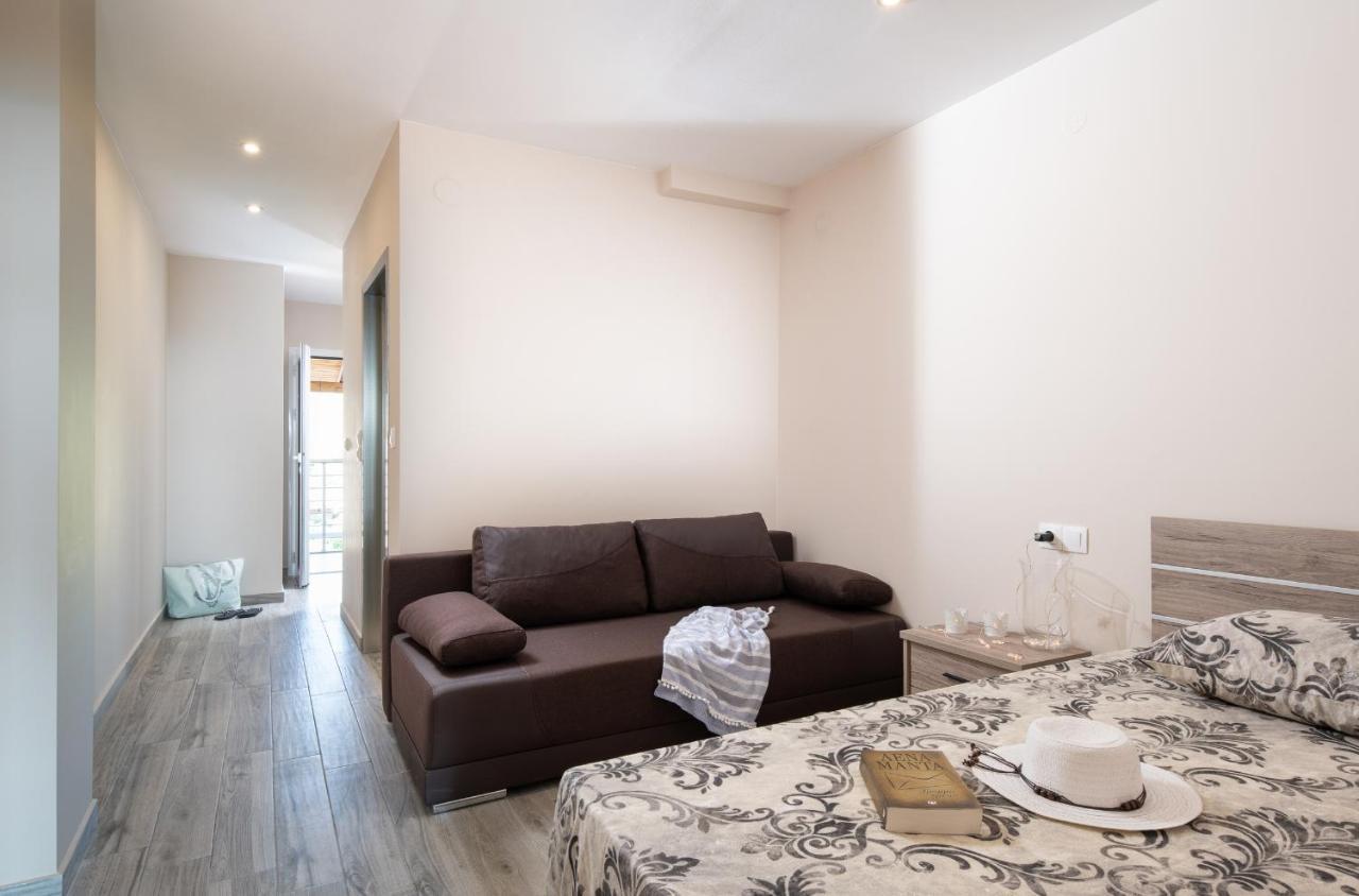 Sunset Studios - Suites With Seaview & Back Side Apartements Τορώνη Εξωτερικό φωτογραφία
