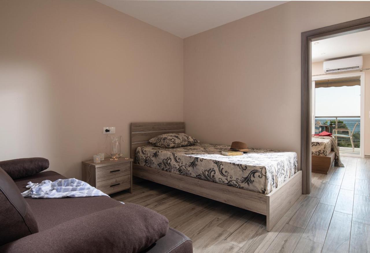 Sunset Studios - Suites With Seaview & Back Side Apartements Τορώνη Εξωτερικό φωτογραφία