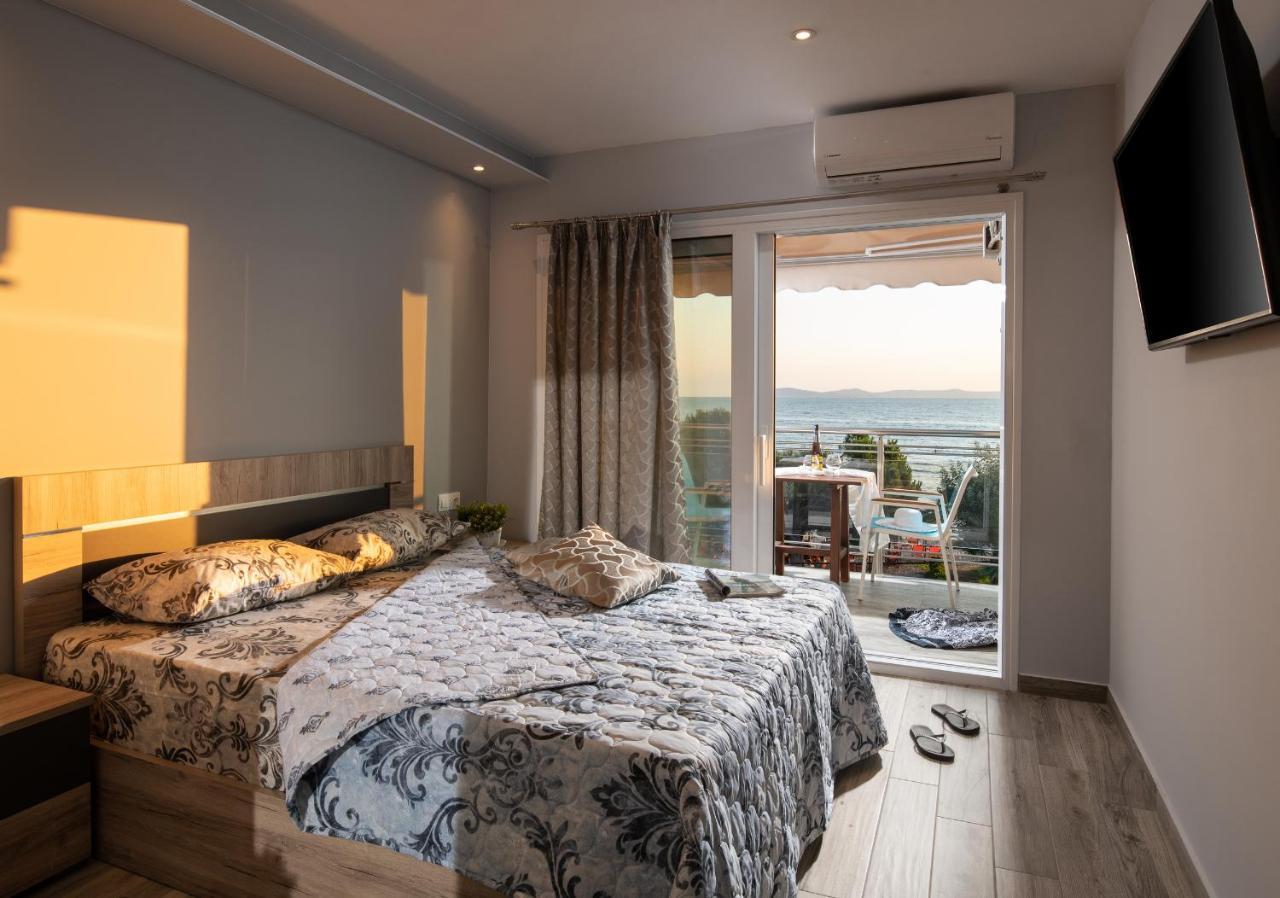 Sunset Studios - Suites With Seaview & Back Side Apartements Τορώνη Εξωτερικό φωτογραφία
